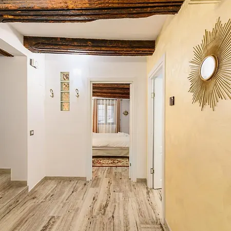 Apartment Dimora Np -