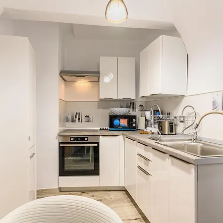 Dimora Np - * براشوف