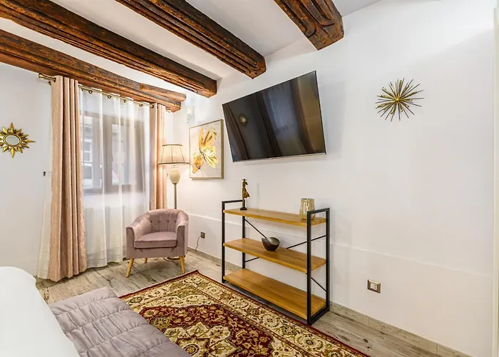 Apartment Dimora Np -